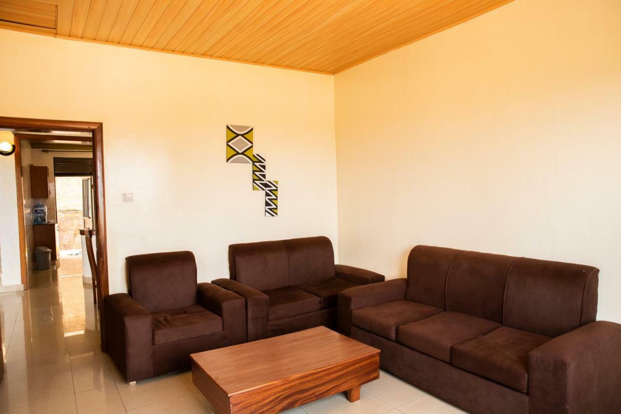 Kigali Castle Vandrarhem Exteriör bild