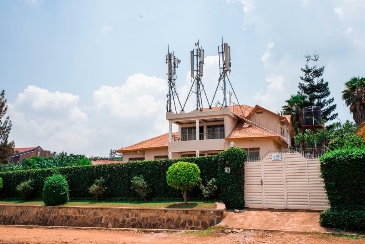 Kigali Castle Vandrarhem Exteriör bild
