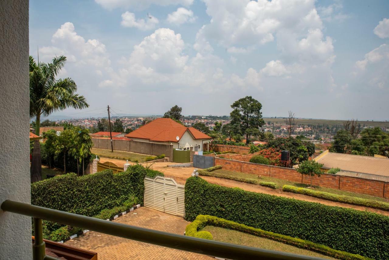 Kigali Castle Vandrarhem Exteriör bild