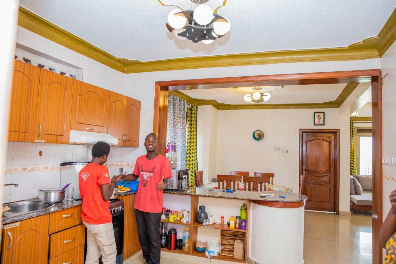 Kigali Castle Vandrarhem Exteriör bild