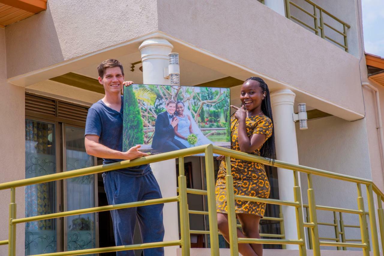 Kigali Castle Vandrarhem Exteriör bild
