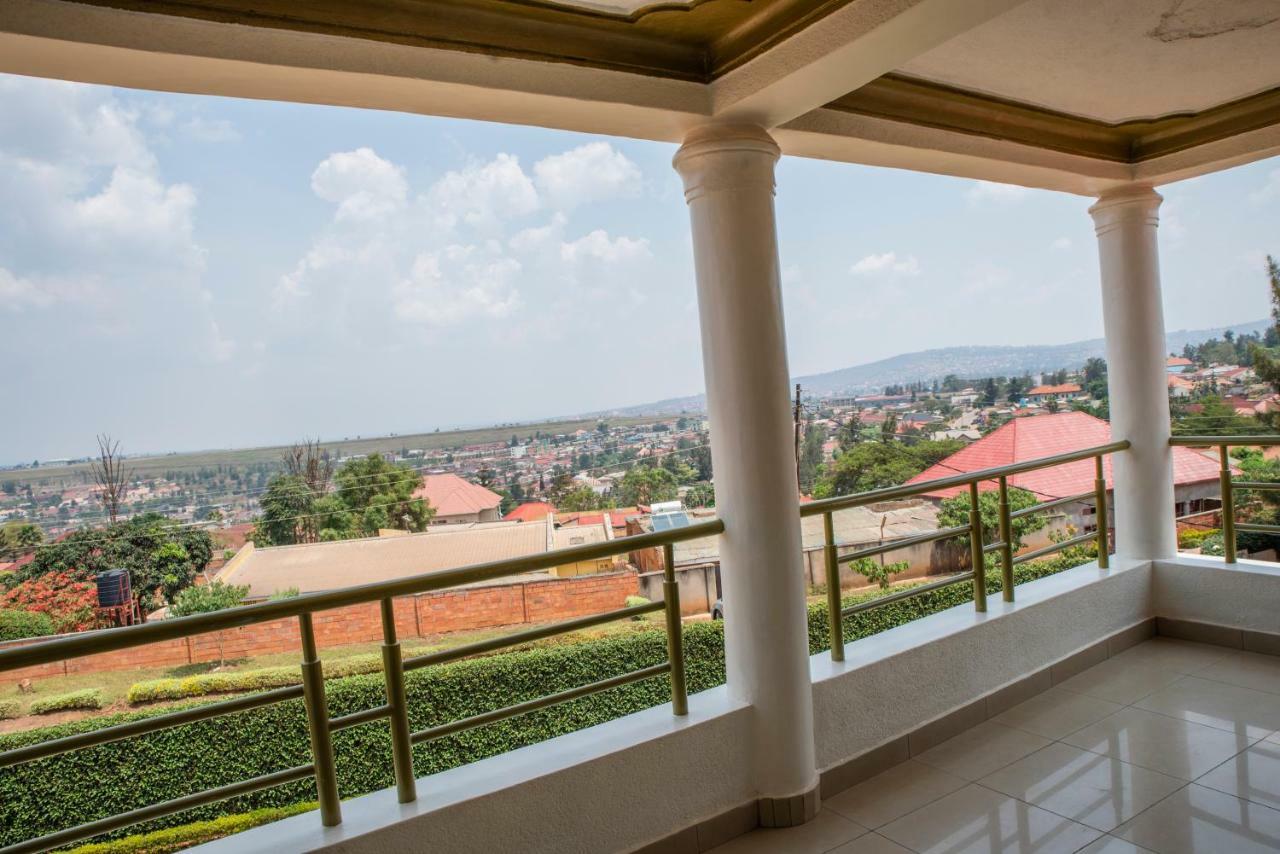 Kigali Castle Vandrarhem Exteriör bild