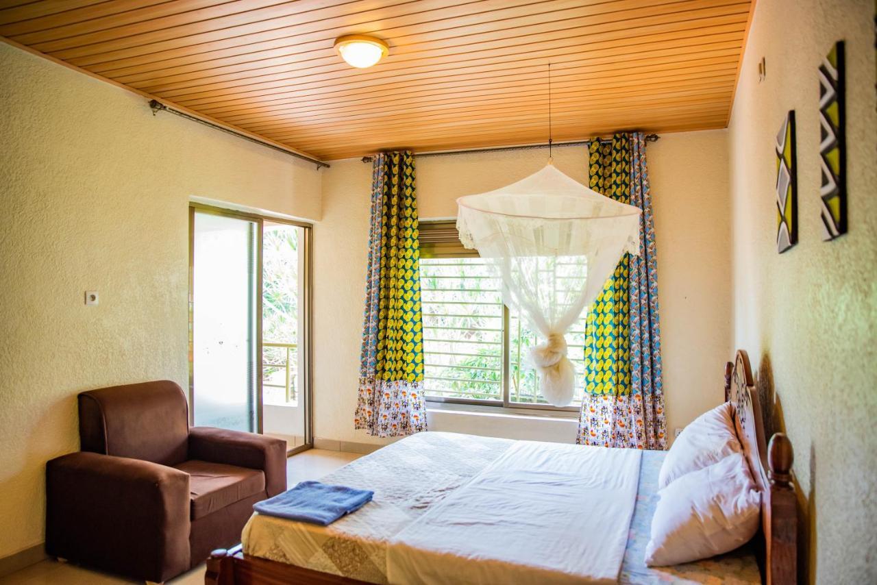 Kigali Castle Vandrarhem Exteriör bild