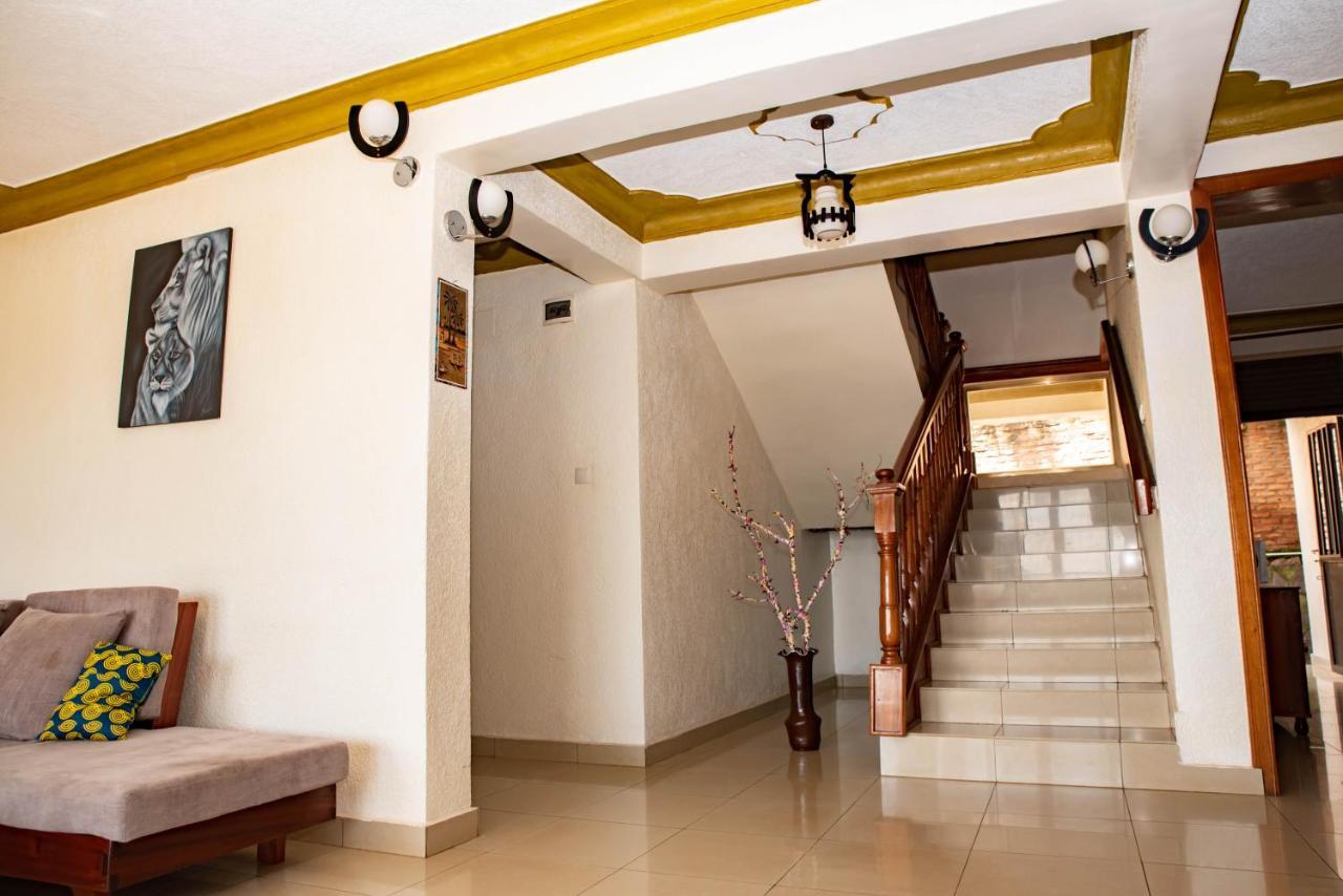 Kigali Castle Vandrarhem Exteriör bild